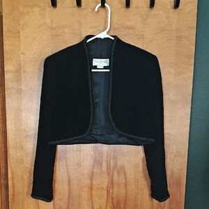A.J. Bari Black Cropped Jacket